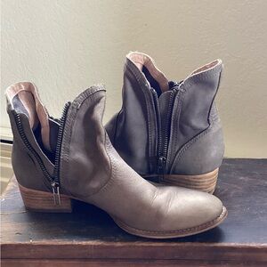 Seychelles taupe Leather Ankle Boots